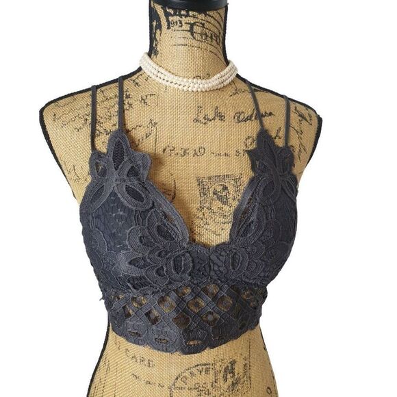 Women's Bralette Large Stretchy Lace Crop Top Cross Back Tank Top Large NWOT - Picture 3 of 8